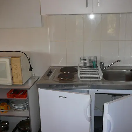 Porkolab Apartmanhaz * Gyenesdiás