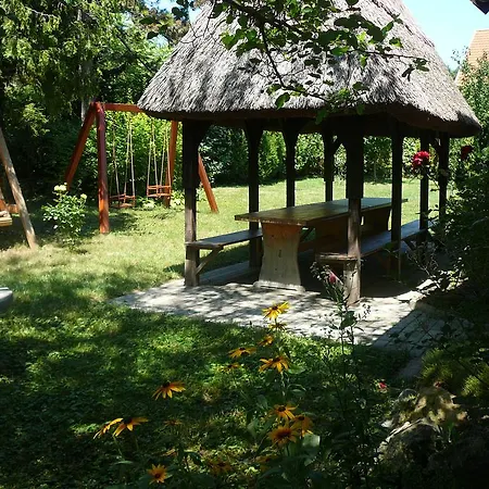 Porkolab Apartmanhaz *