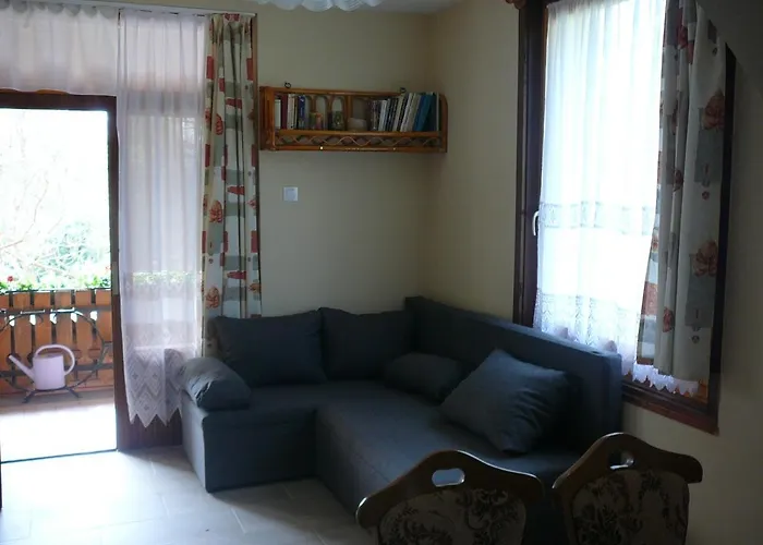 Porkolab Apartmanhaz דירה גיינסדיאס